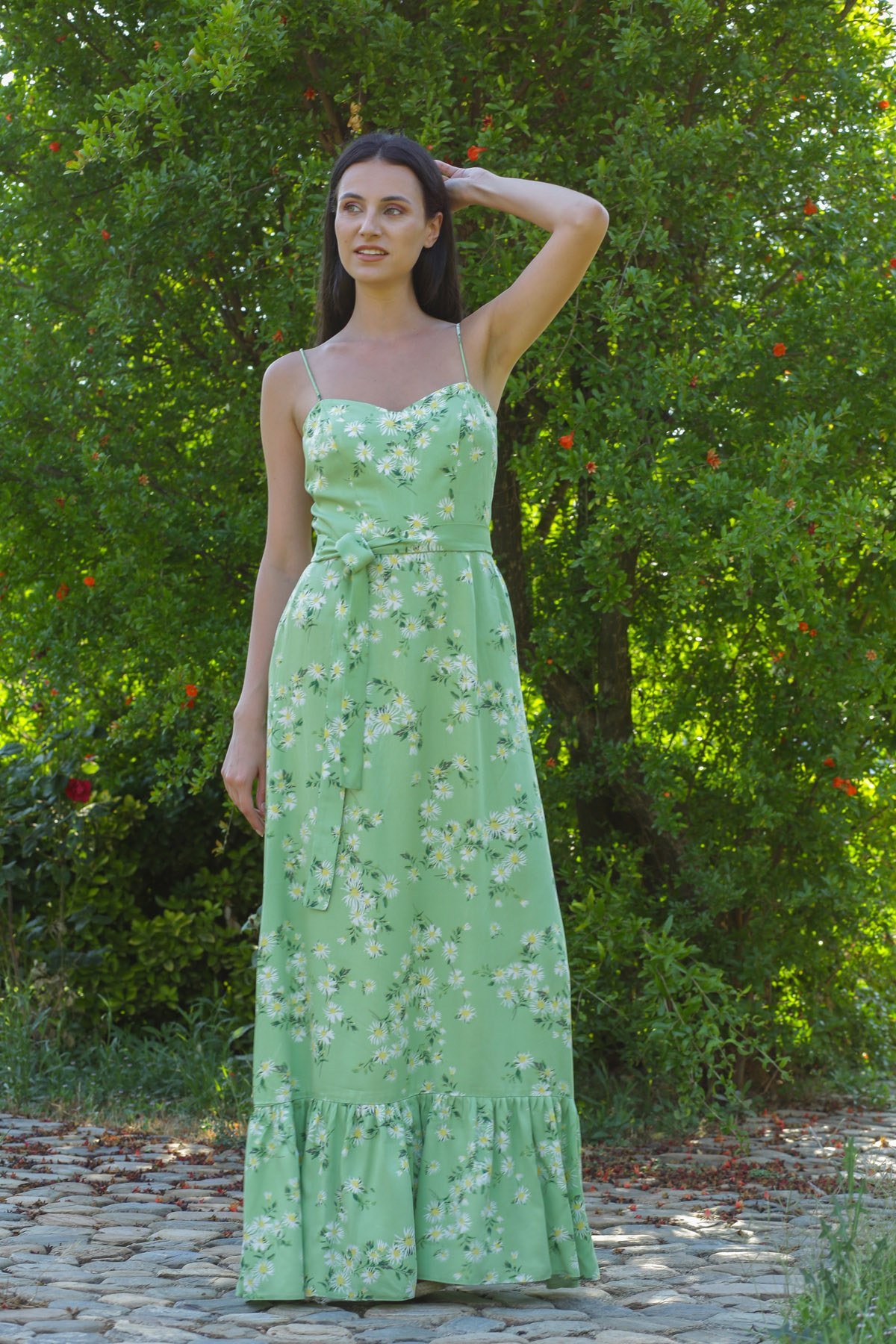 Yeşil Papatya Desenli Farbalı Maxi Boy Elbise