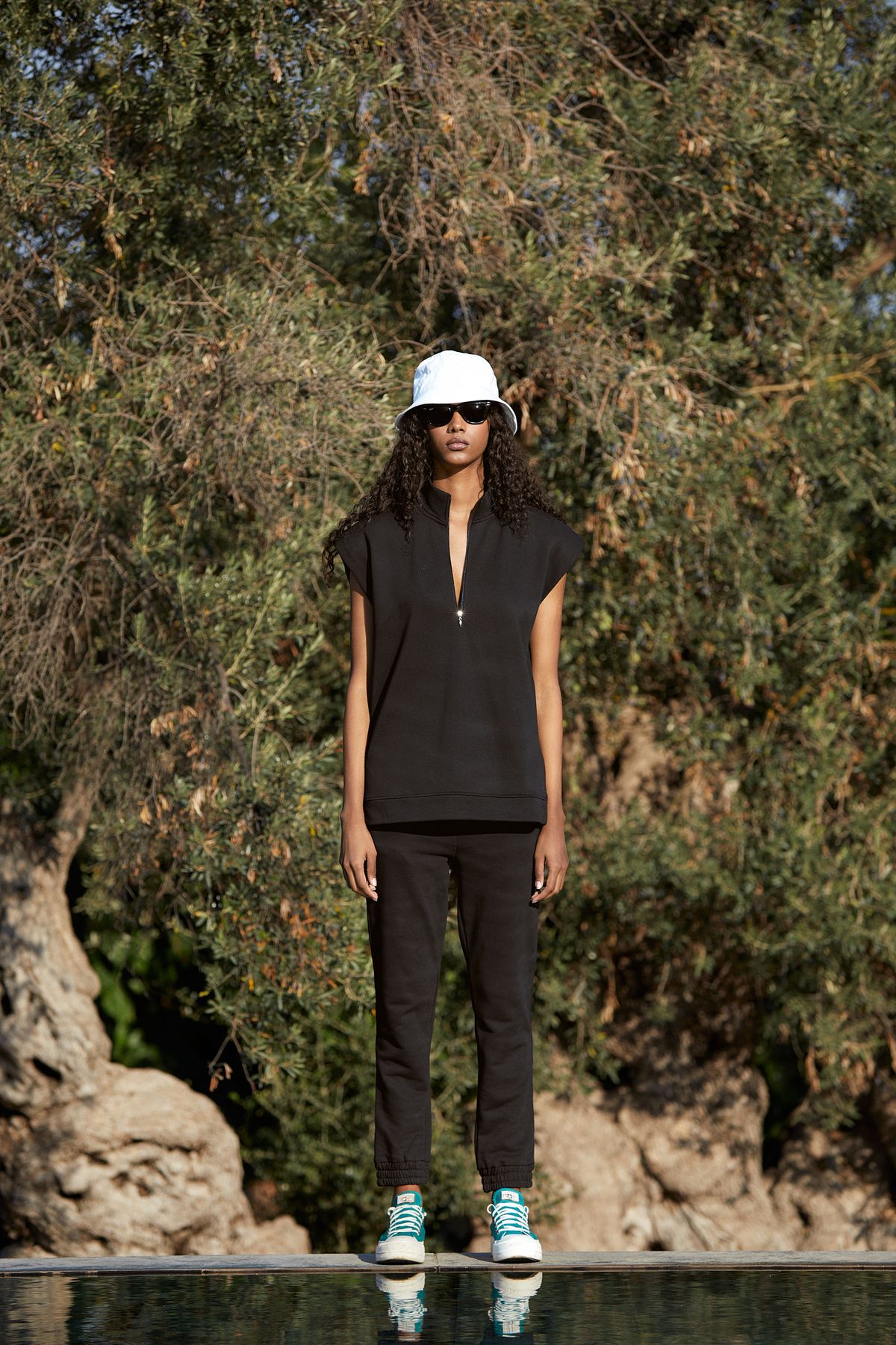 Adar, Siyah Süveter Eşofman  Takım